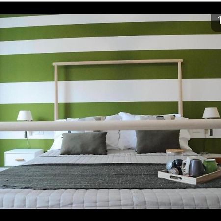 The Corner 180 Suite Cosenza Ngoại thất bức ảnh